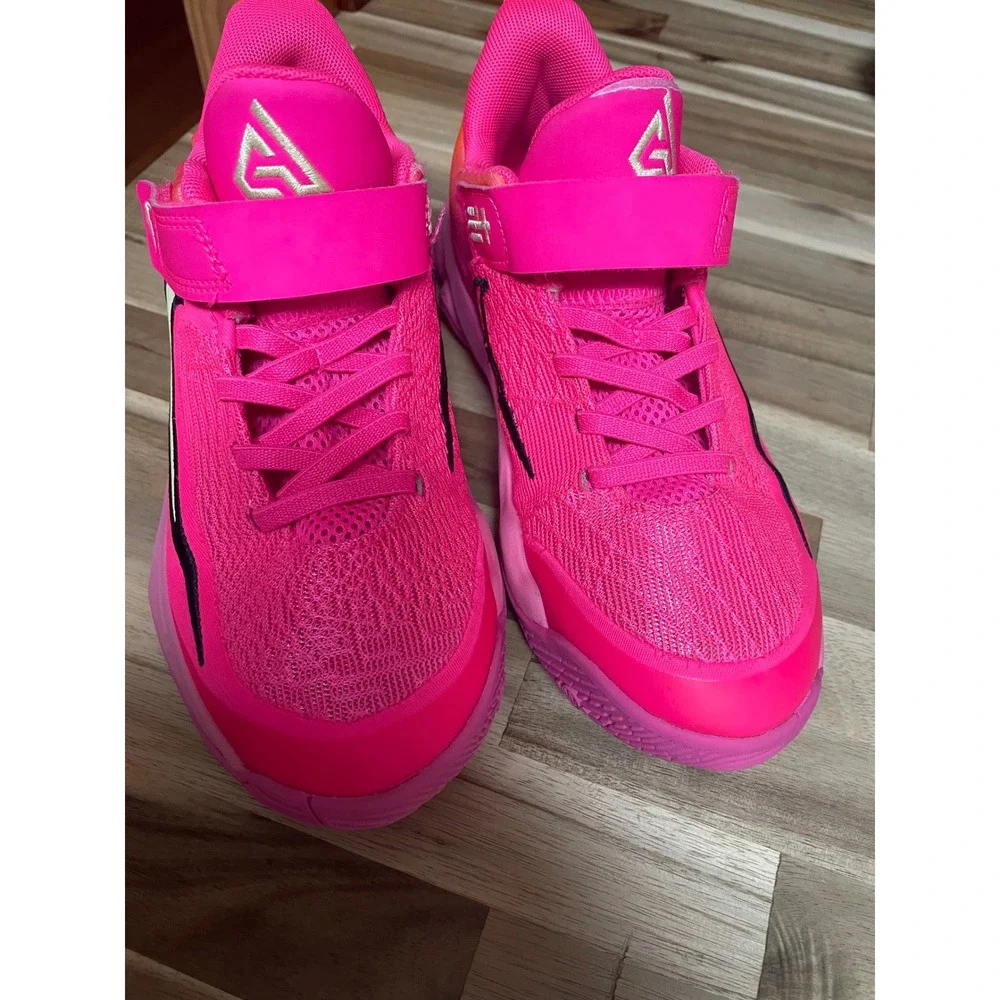 Nike Giannis Immortality 3 Kids Basketball Shoes Pink Orange IH7665-601 2.5Y